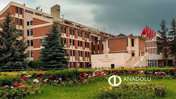 Anadolu Üniversitesi 2020-2021 Taban Puanları ve Başarı Sıralamaları