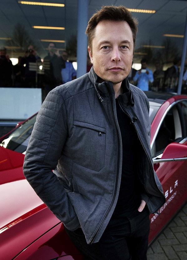 Jeff Bezos'tan sonra dünyanın en zengin insanı olan Elon Musk'ı hepiniz tanıyorsunuzdur...