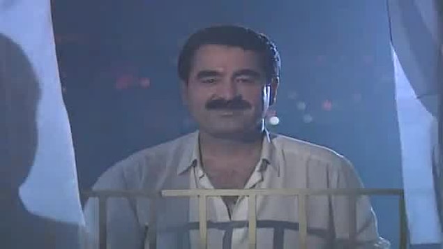 4. Sırada bir başka efsane var. Bu görsel hangi İbrahim Tatlıses şarkısının klibinden?