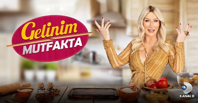 Geçtiğimiz yıl Kanal D ekranlarında yayınlanan ve sunuculuğunu Seda Sayan’ın yaptığı ‘Gelinim Mutfakta’ adlı programın yeni sunucusu olmuş Akalın.