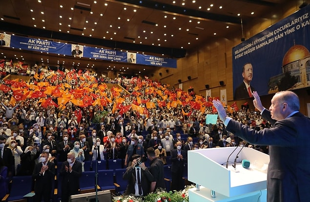 "Biji Serok Erdoğan"