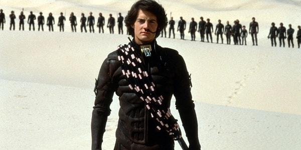 10. Dune - Dune: Çöl Gezegeni - 1984 (IMDb: 6.5)