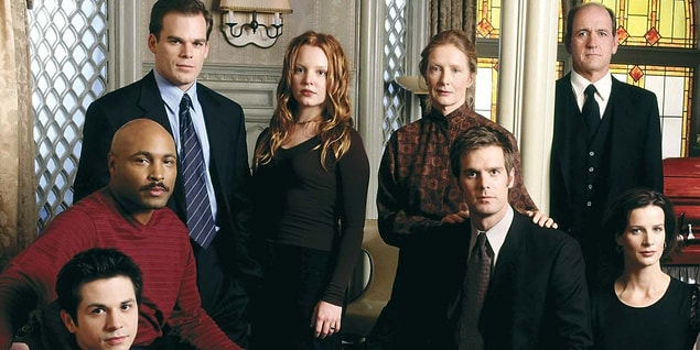 98. Six Feet Under (2001)