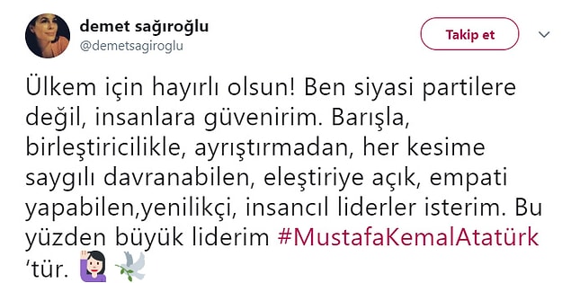 Tavrını ve tarzını da çekinmeden gösteren ünlülerden bir tanesi Demet Sağıroğlu.