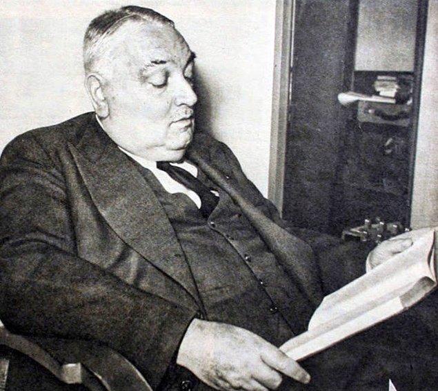 3. Yahya Kemal Beyatlı (1884-1958)