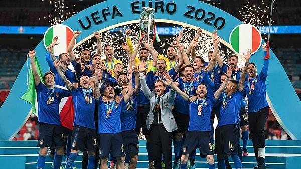 EURO 2020 finalinde İtalya penaltılarla İngiltere'ye üstünlük kurarak Avrupa şampiyonu oldu.