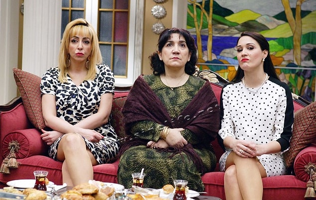 Yalan Dünya