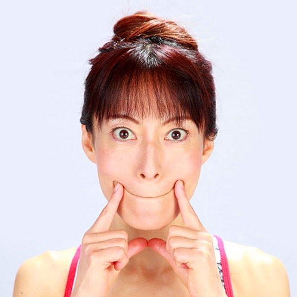 2. Face Yoga Method