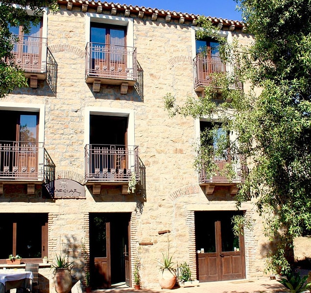 25. Hotel Nascar - Sardinya, İtalya