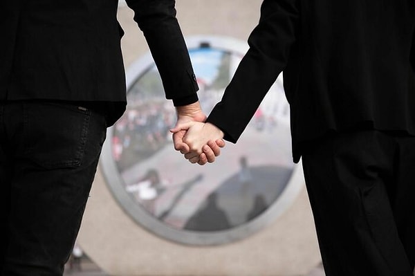 6. Смысл проекта ПОРТАЛ - заставить людей забыть о разделении между нами и ними и просто увидеть нашу планету единой