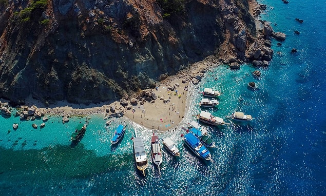 Tekne turları da doldu