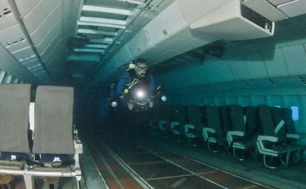 14. Дайвинг в затонувшем самолете