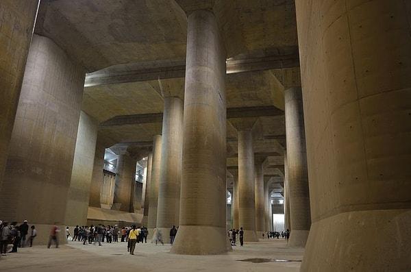 22. Tokyo'nun hemen kuzeyindeki Kasukabe Şehrinde bulunan görkemli "yeraltı tapınağı".