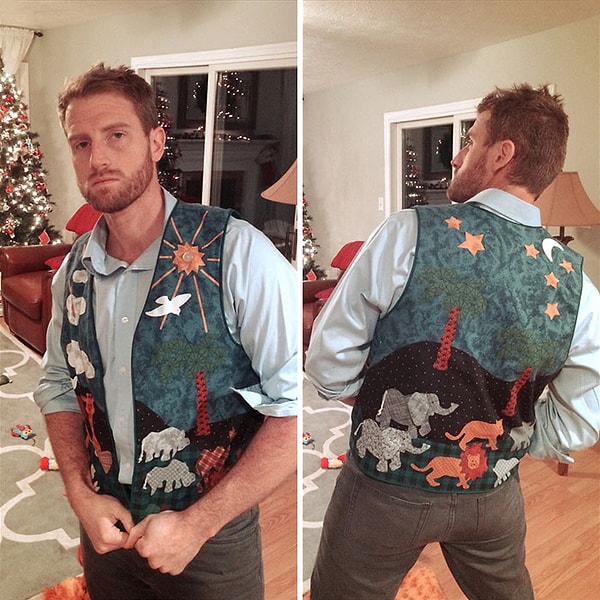 1. Моя 90-летняя бабушка прислала мне самодельный жилет, чтобы я «надевал его на вечеринки». Это потрясающе