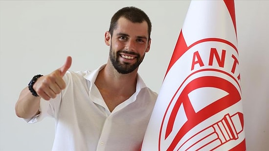 Antalyaspor, İtalyan Futbolcu Andrea Poli ile Sözleşme İmzaladı!