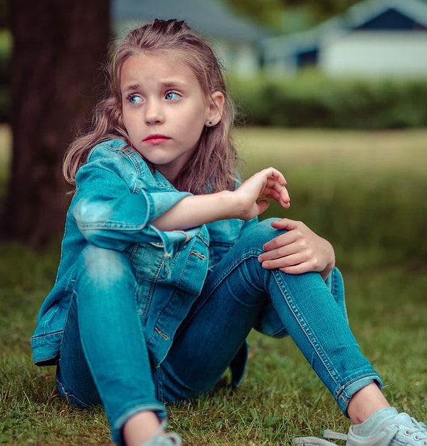 9. Моя пятилетняя племянница: "Почему я такая уродливая, что мама меня не любит?"