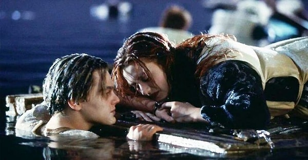 5. Все решили сделать "Ice Bucket Challenge"