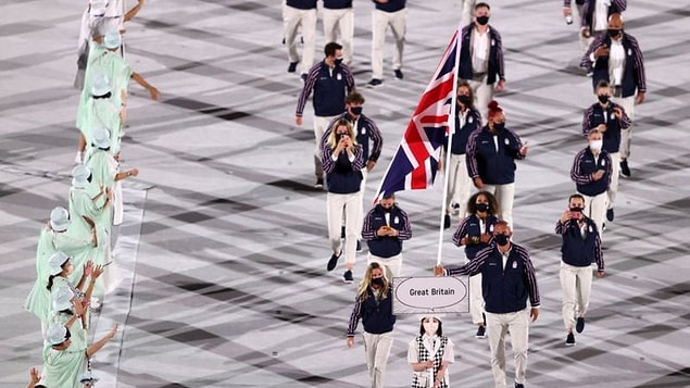 Tokyo 2020'de sporcular 4 branşta ilk kez madalya mücadelesi verecek.