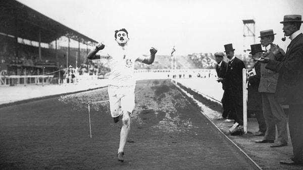 1908: Wyndham Halswelle altın madalya için tek başına koştu!