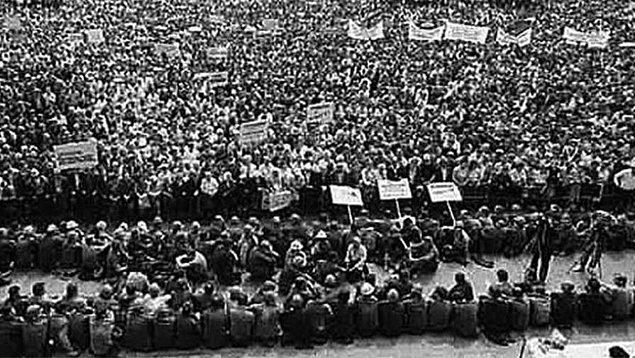 Takip eden günlerde işçiler eylemlerine devam etmek için yine toplandılar. Bunlardan 160'ı tutuklandı, 24'ü suçlu bulundu ve 7'si idam edildi.