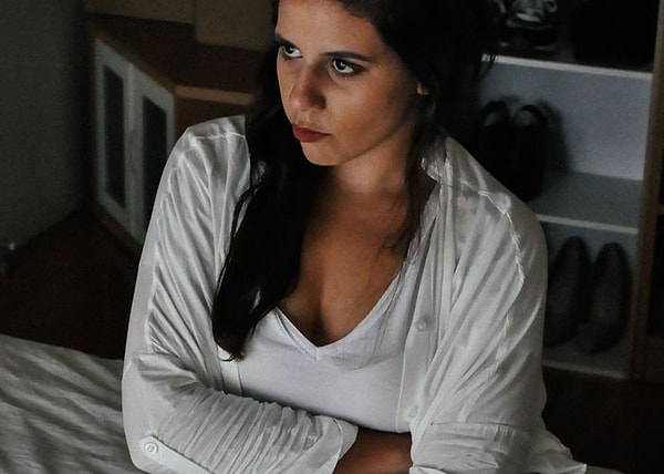 9. Всякий раз, когда девушка злится, либо просто не в настроении, ее спрашивают "У тебя что, эти дни?"