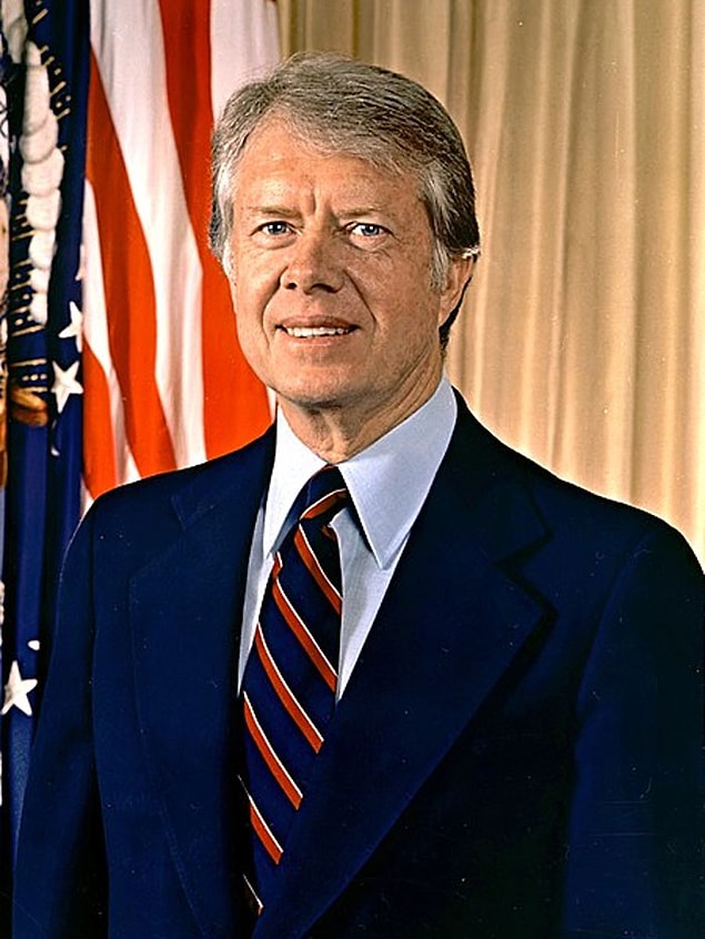 13. Jimmy Carter; en uzun ömürlü, en uzun süre emekli olan, göreve geldikten sonra kırk yıl yaşayan ve 95 yaşına ulaşan ilk başkandır.