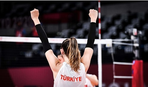 A Milli Kadın Voleybol Takımı Gururumuzun Başarılı ve Güzel Orta Oyuncusu Zehra Güneş