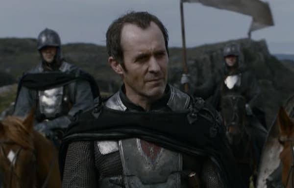 8. Stephen Dillane "The Game of Thrones" dizisinde Stannis karakterini oynarken ne yaptığını bilmiyordu.