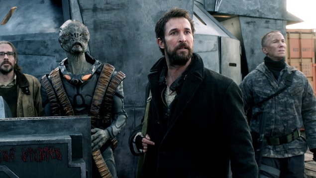 6. Falling Skies (2011-2015)