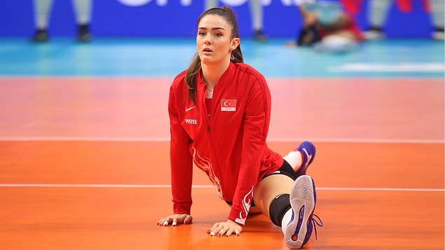 Zehra Güneş Kimdir?
