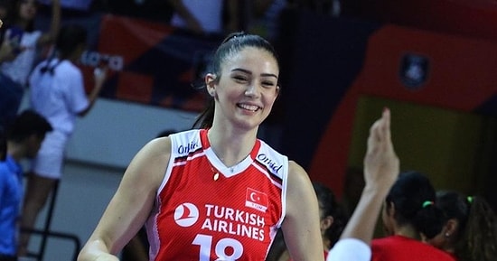 Zehra Güneş Kimdir? Milli Voleybolcu Zehra Güneş Nereli Kaç Yaşında?