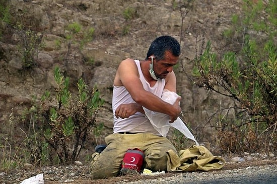 Yaralanan Orman İşçisi Kolunu Sarıp Görevine Döndü