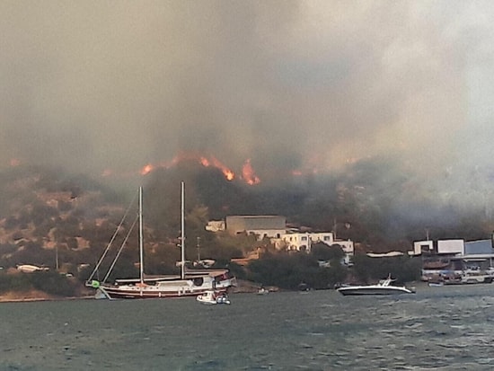 Bodrum'da Yangın Büyüyor: Evler ve Oteller Boşaltıldı