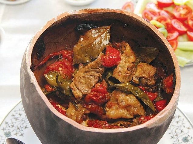 Testi Kebabı Nasıl Yapılır?