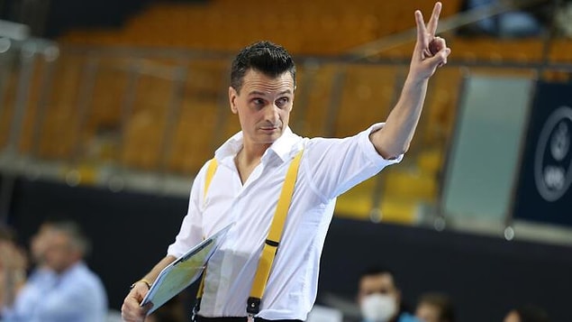 Giovanni Guidetti: “Yıllardır hayatımın merkezi Türkiye. Burada yaşamaktan çok keyif alıyorum. Türkiye bana çok şey kattı. Ben de sahip olduklarımı Türkiye’ye geri vermek istiyorum.”