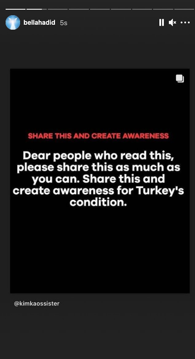1. Tüm Türkiye'nin ardından birçok yabancı ünlü de yaptıkları paylaşımlarla #helpturkey dedi.