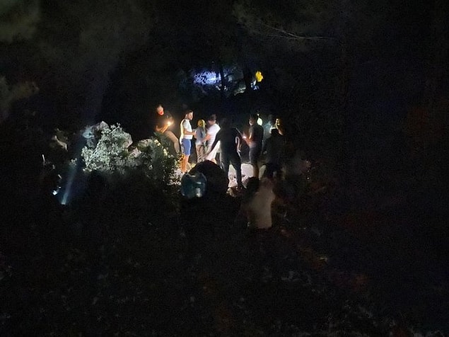 06:16 Seydikemer’de yangınlar kontrol altına alındı.
