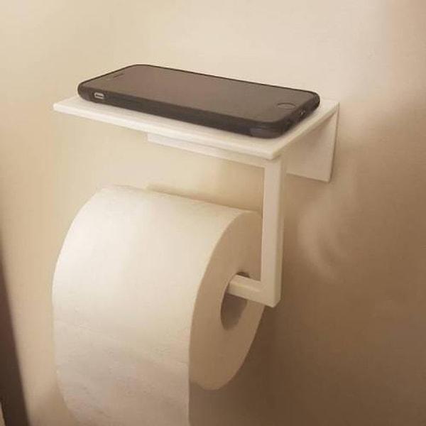 8. Banyoda bile telefonsuz yapamayanlar telefon tutucu bu aparata bayılacak! 🙃