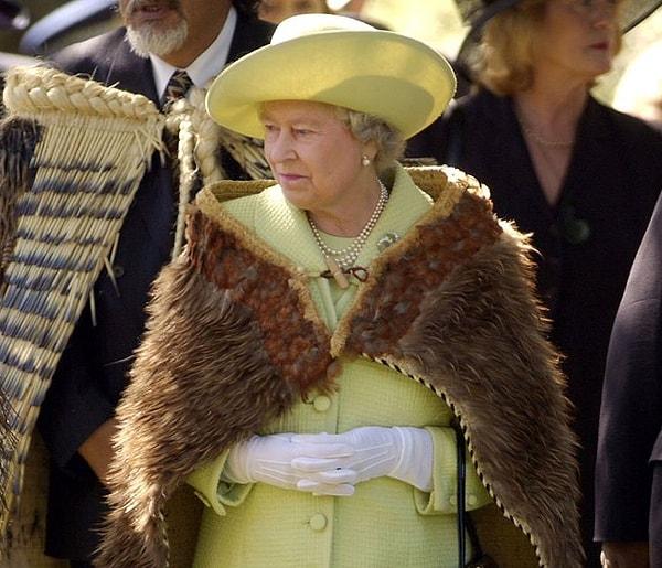12. Kraliyet ailesi üyelerinin kürk giymesi 14. yüzyılda III. Edward tarafından yasaklanmıştı. Yıllar içinde unutulan kural, kürk karşıtı gruplar tarafından tepki gördüğü için geçtiğimiz senelerde tekrar yürürlüğe girdi.