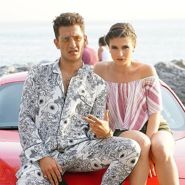 Birçok başarılı dizinin yanı sıra sinema filmlerinde de yer alan Naz Çağla Irmak, Çakallarla Dans 5 adlı komedi filminde karşımıza çıktı. Çakallarla Dans filminde Leyla karakterini canlandıran Irmak, harika oyunculuğuyla dikkat çekti.