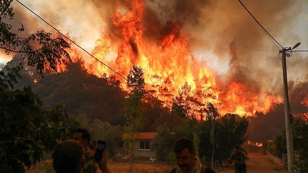 20:00 Manavgat'taki yangınla ilgili soruşturmada bir kişi tutuklandı
