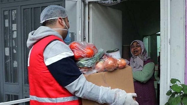 Kendisi aslında her daim insanlara yardım eden biri.