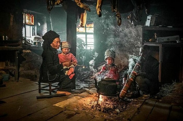 16. "Çay saati."