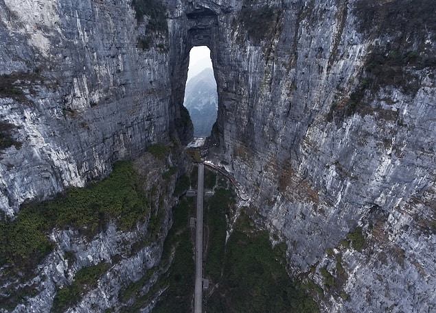 8. Heaven's Gate Mountain, Zhangjiajie, Çin
