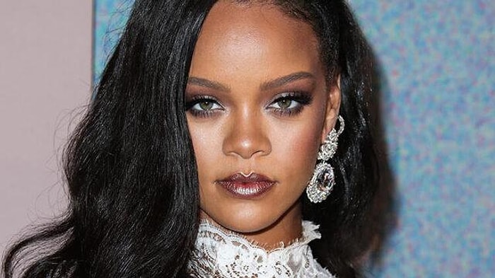 Rihanna Artık 'Milyarderler' Listesinde: Rihanna Dünyanın En Zengin Kadın Müzisyeni Oldu