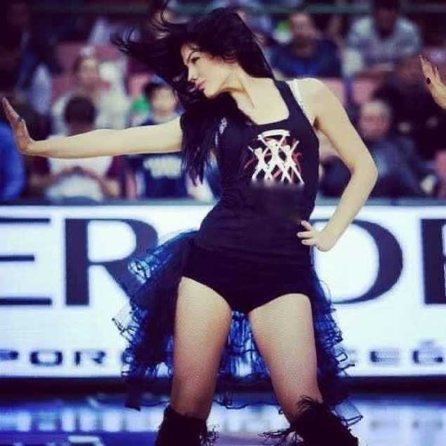 Efes güzeli Demet Özdemir…