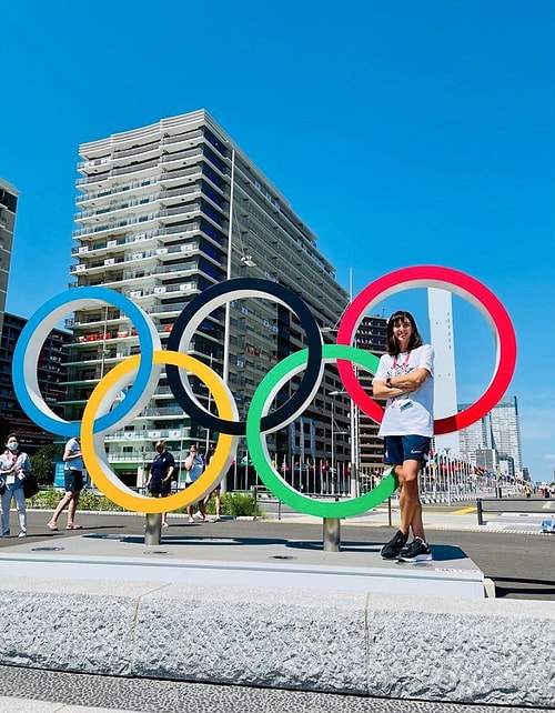 Elde Ettiği Her Muvaffakiyetle Hepimizi Gururlandıran A Ulusal Bayan Voleybol Oyuncumuz Naz Aydemir Akyol