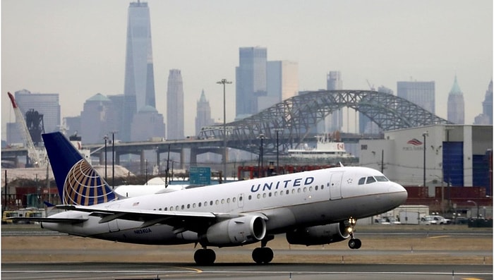 ABD'li Hava Yolu Şirketi United Airlines'tan Aşı Düzenlemesi: Aşı Olana Ek Ücret, Olmayana İşten Çıkarma...