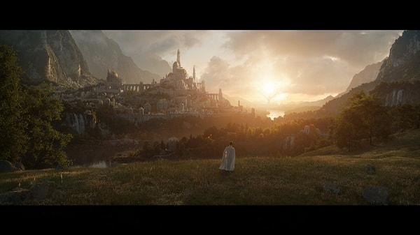 1. The Lord of the Rings dizisinden ilk görsel yayınlandı.