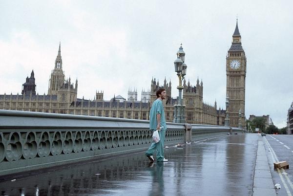 106. 28 Days Later (2003)